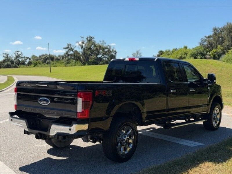 2019 Ford SUPER DUTY F-350 SRW LARIAT TURBO DIESEL LONG BED 8FT LEATHER RUNS GREAT CREW CAB Sarasota FL