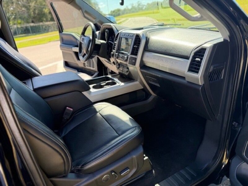 2019 Ford SUPER DUTY F-350 SRW LARIAT TURBO DIESEL LONG BED 8FT LEATHER RUNS GREAT CREW CAB Sarasota FL