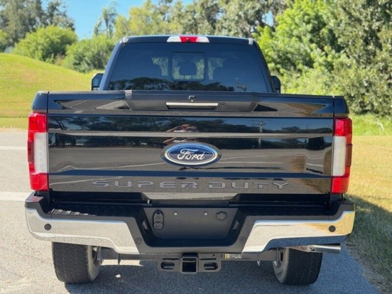 2019 Ford SUPER DUTY F-350 SRW LARIAT TURBO DIESEL LONG BED 8FT LEATHER RUNS GREAT CREW CAB