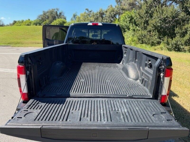 2019 Ford SUPER DUTY F-350 SRW LARIAT TURBO DIESEL LONG BED 8FT LEATHER RUNS GREAT CREW CAB Sarasota FL