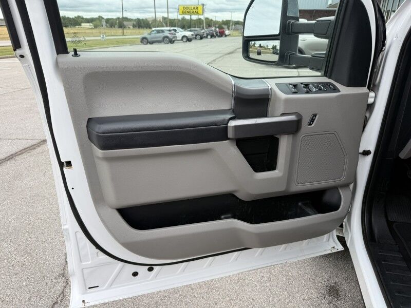 2019 Ford Super Crew F-350 DRW 4x4 Diesel 58k mi's XLT Collinsville OK