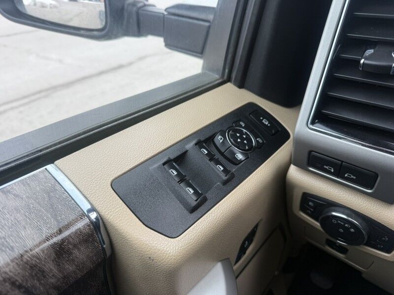 2019 Ford Super Crew F-350 DRW 4x4 Diesel Flatbed LARIAT Collinsville OK