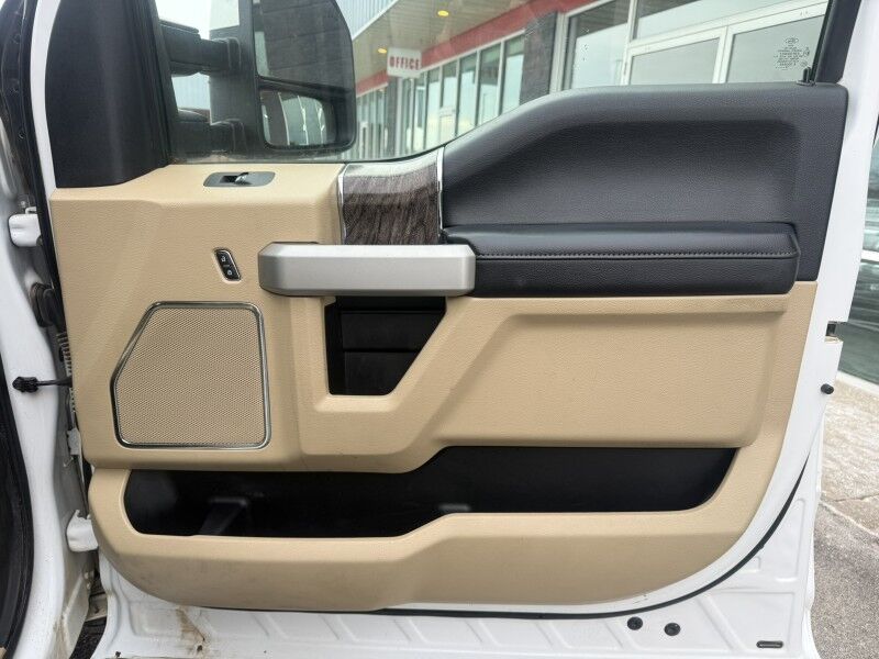 2019 Ford Super Crew F-350 DRW 4x4 Diesel LARIAT Collinsville OK