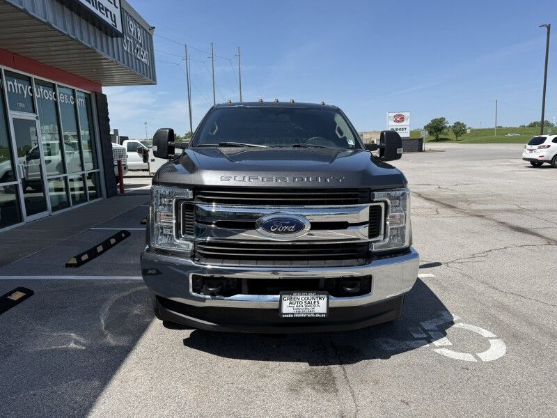 2019 Ford Super Crew F-350 DRW 4x4 Diesel XLT Collinsville OK