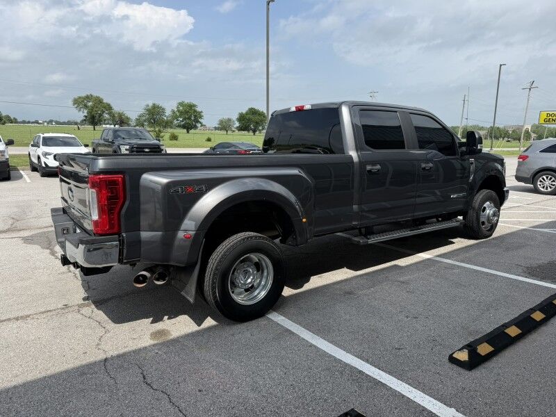 2019 Ford Super Crew F-350 DRW 4x4 Diesel XLT Collinsville OK