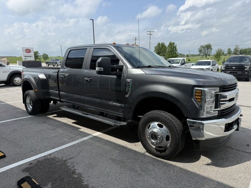 2019 Ford Super Crew F-350 DRW 4x4 Diesel XLT Collinsville OK