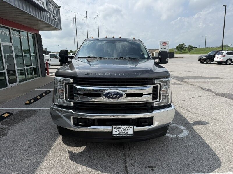 2019 Ford Super Crew F-350 DRW 4x4 Diesel XLT Collinsville OK