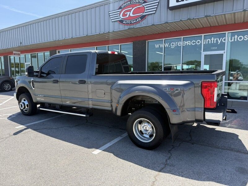 2019 Ford Super Crew F-350 DRW 4x4 Diesel XLT Collinsville OK