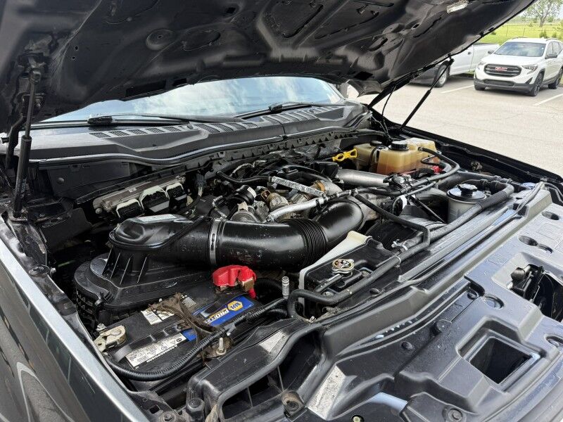 2019 Ford Super Crew F-350 DRW 4x4 Diesel XLT Collinsville OK