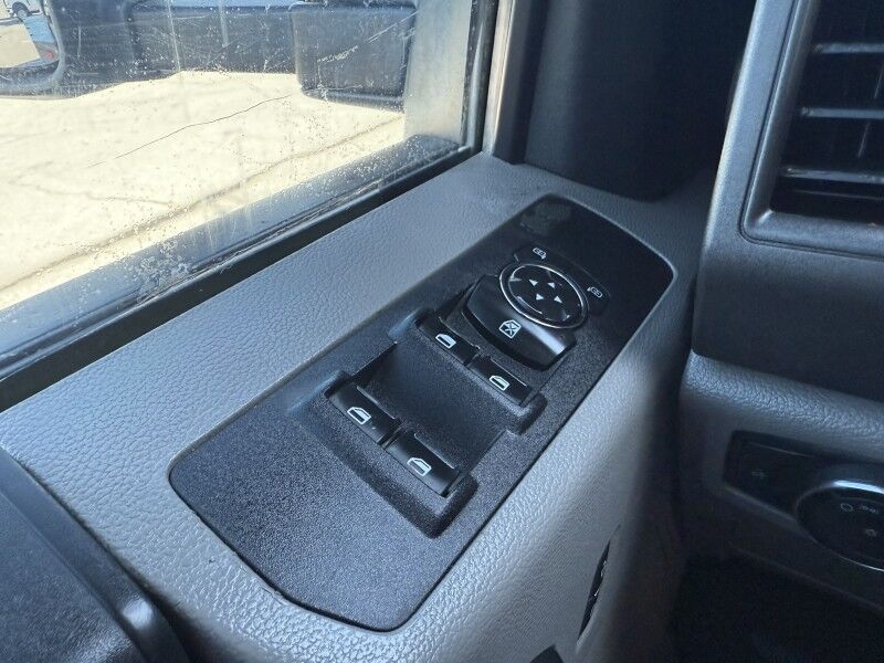 2019 Ford Super Crew F-350 DRW 4x4 Flatbed XL Collinsville OK