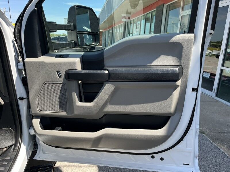 2019 Ford Super Crew F-350 SRW 4x4 Utility XL Collinsville OK