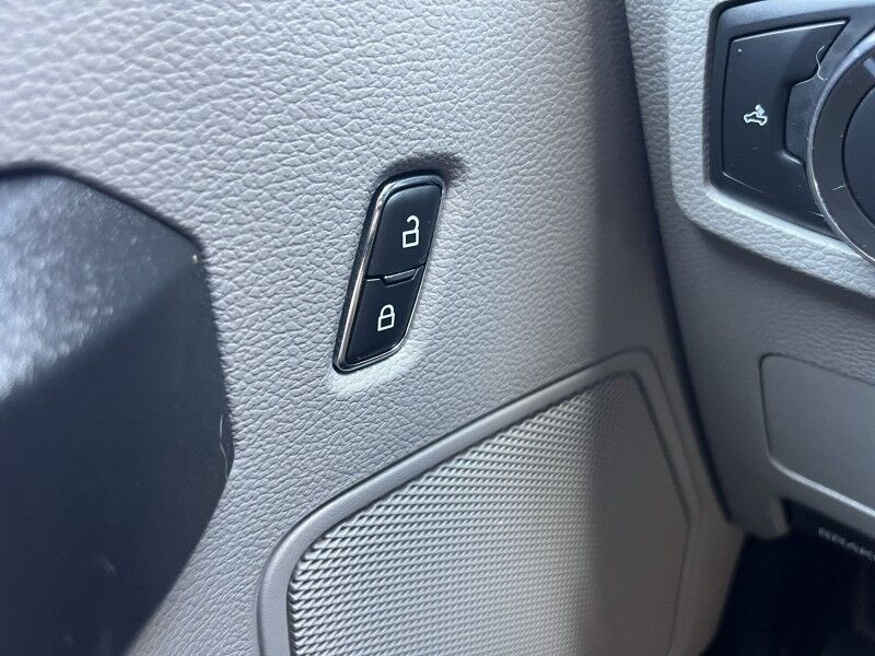 2019 Ford Super Crew F-350 SRW 4x4 Utility XL Collinsville OK
