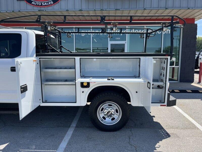 2019 Ford Super Crew F-350 SRW 4x4 Utility XL Collinsville OK
