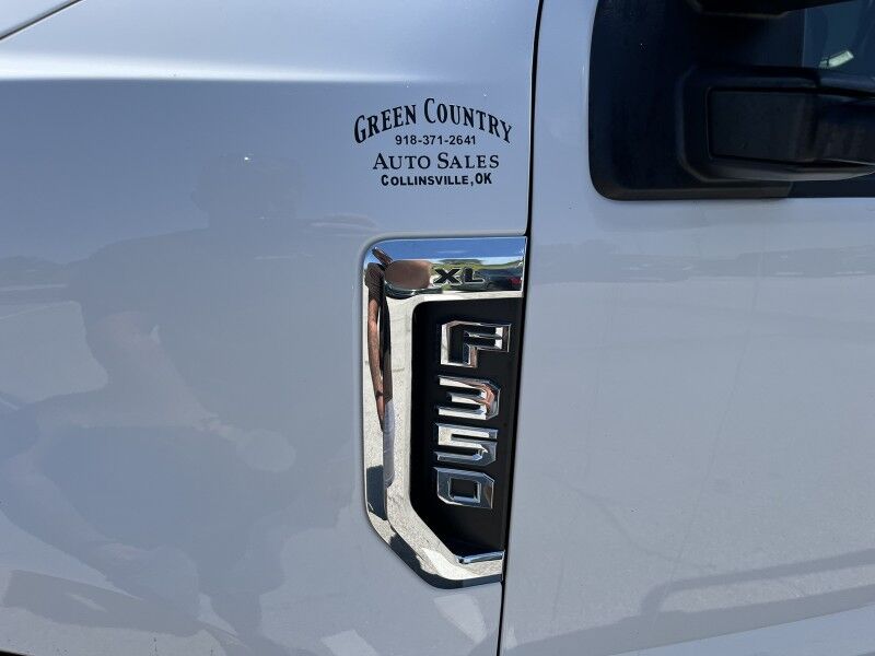 2019 Ford Super Crew F-350 SRW 4x4 Utility XL Collinsville OK