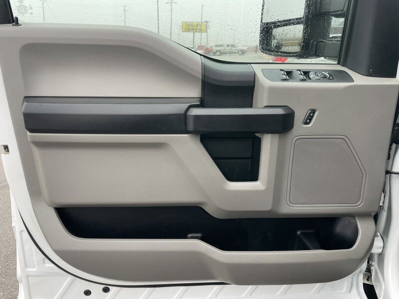 2019 Ford Super Crew F-350 SRW 4x4 Utility XL Collinsville OK