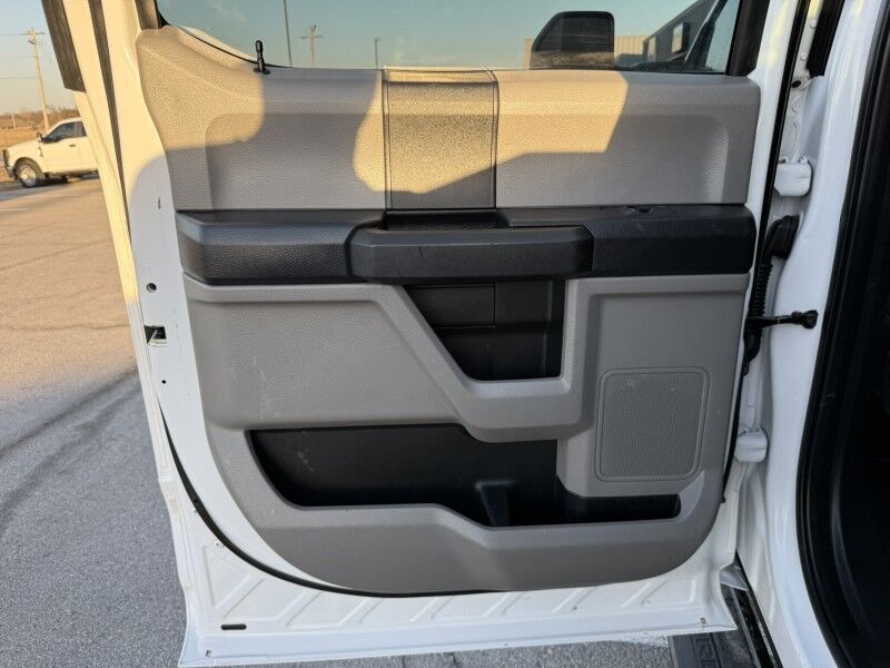 2019 Ford Super Crew F-350 SRW 4x4 Utility XL Collinsville OK