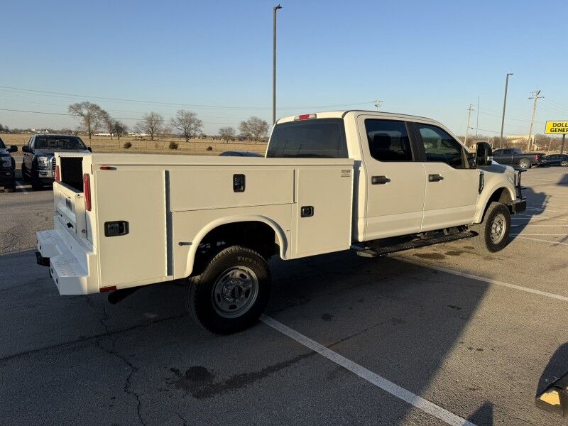 2019 Ford Super Crew F-350 SRW 4x4 Utility XL Collinsville OK