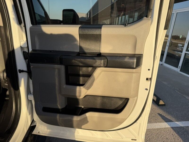 2019 Ford Super Crew F-350 SRW 4x4 Utility XL Collinsville OK