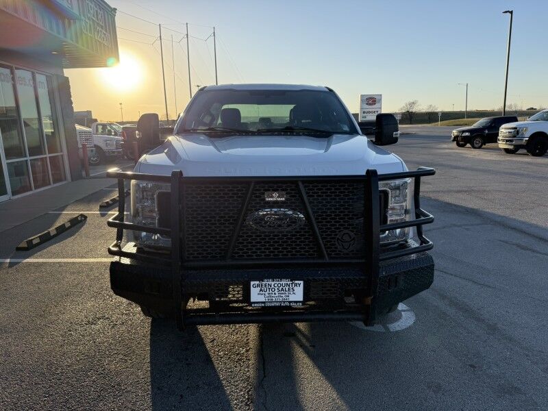 2019 Ford Super Crew F-350 SRW 4x4 Utility XL Collinsville OK