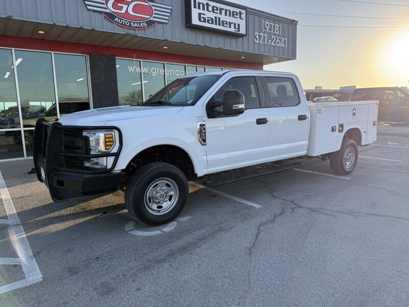 2019 Ford Super Crew F-350 SRW 4x4 Utility