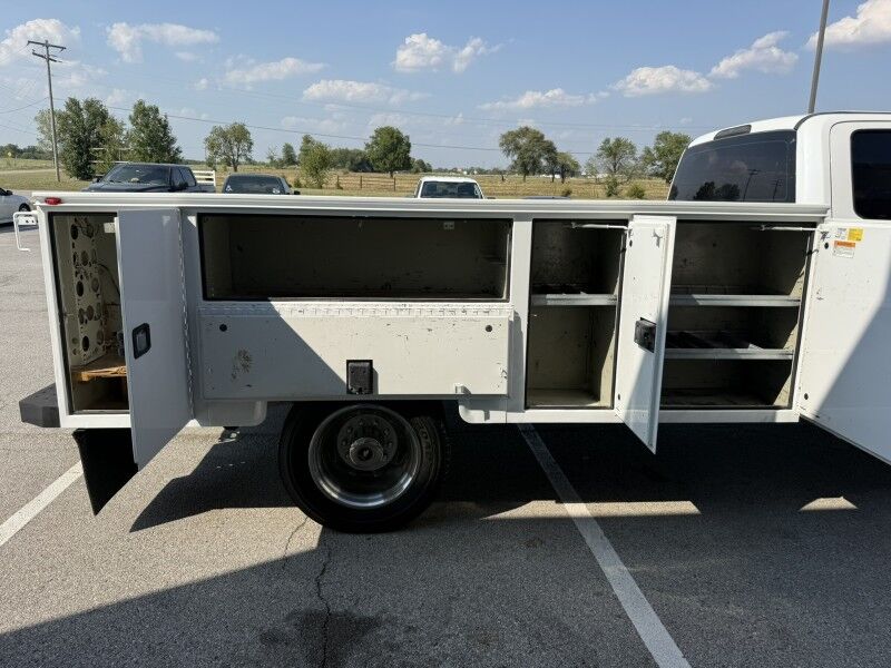 2019 Ford Super Crew F-550 V10 4x4 Utility XL Collinsville OK