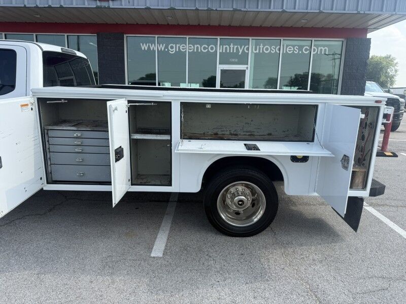 2019 Ford Super Crew F-550 V10 4x4 Utility XL Collinsville OK