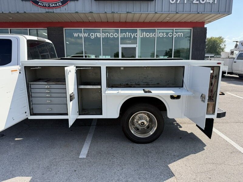 2019 Ford Super Crew F-550 V10 4x4 Utility XL Collinsville OK