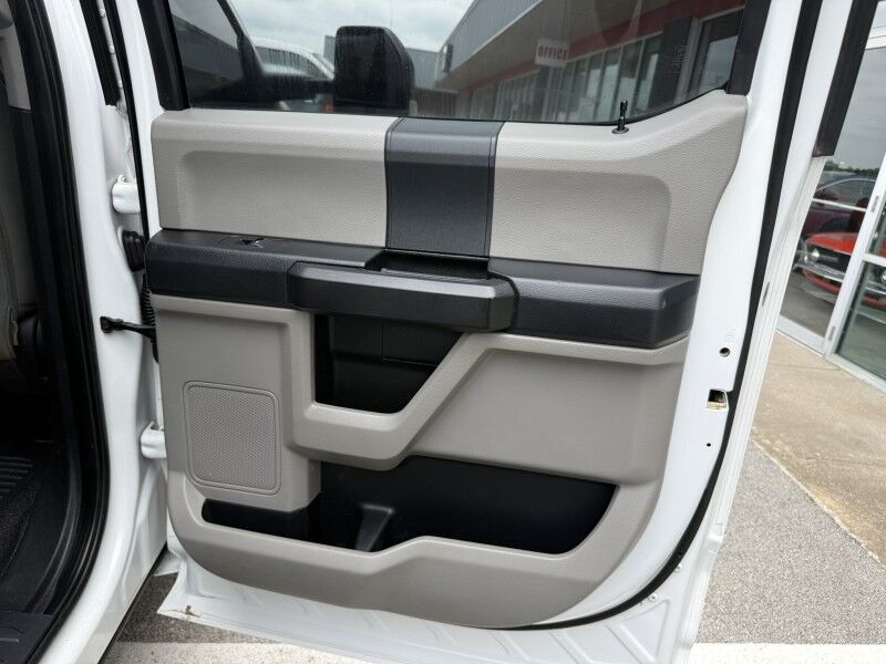2019 Ford Super Crew F-550 V10 4x4 Utility XL Collinsville OK