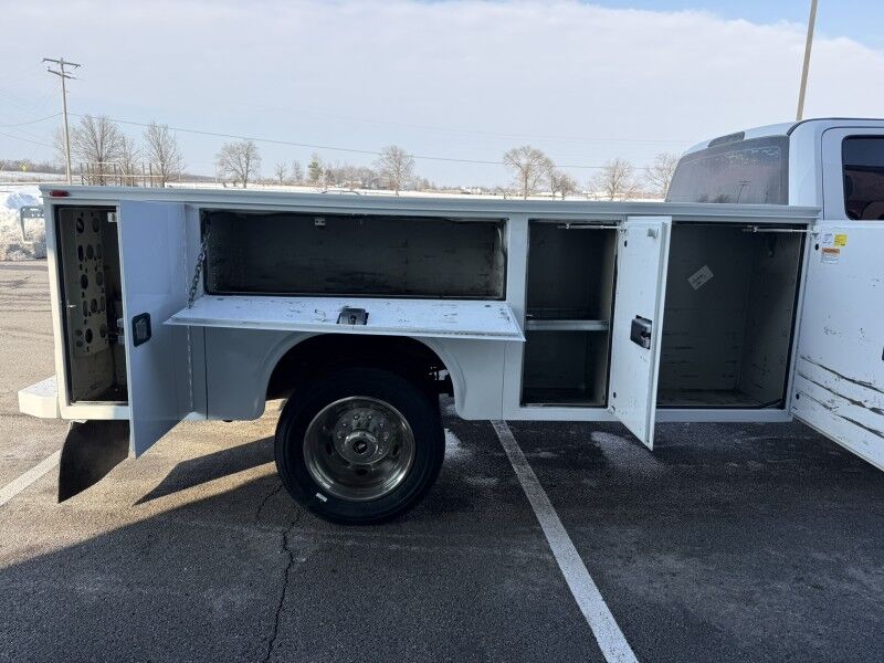 2019 Ford Super Crew F-550 V10 4x4 Utility XL Collinsville OK