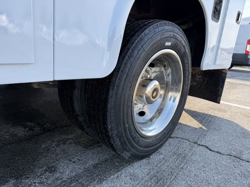 2019 Ford Super Crew F-550 V10 4x4 Utility XL Collinsville OK