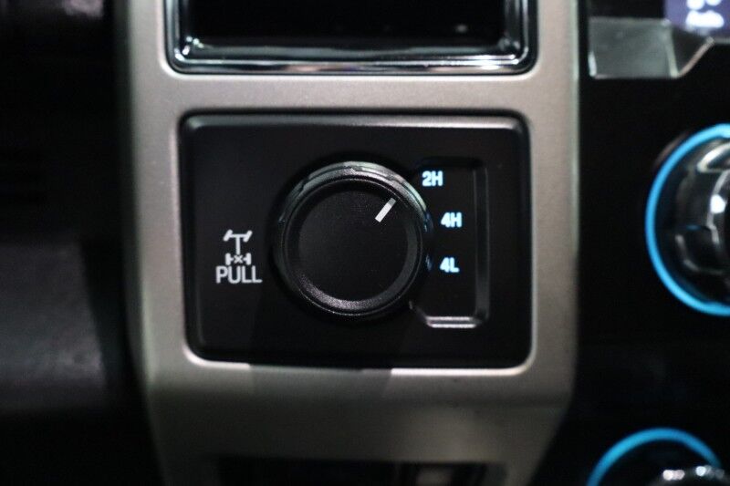 2019 Ford Super Duty F-250 LARIAT Long Bed 6.7L Diesel King Shocks 37in Tires G Arlington TX