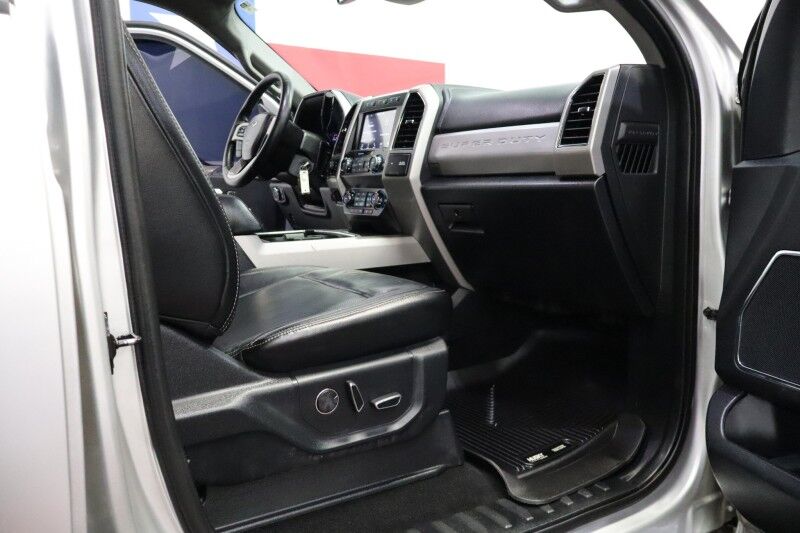 2019 Ford Super Duty F-250 LARIAT Long Bed 6.7L Diesel King Shocks 37in Tires G Arlington TX