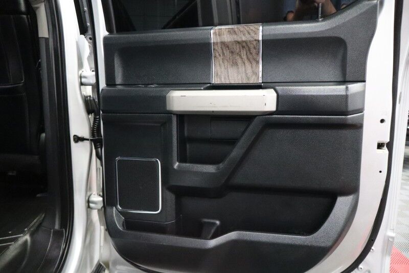 2019 Ford Super Duty F-250 LARIAT Long Bed 6.7L Diesel King Shocks 37in Tires G Arlington TX