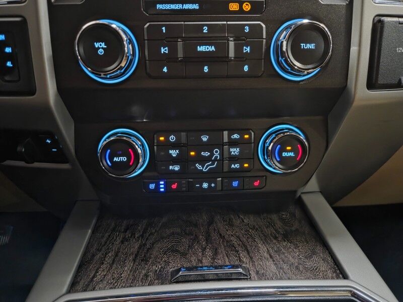 2019 Ford Super Duty F-250 LARIAT Ultimate 22in Wheels 37in Tires 6.7L Diesel FREE WARRANTY Arlington TX