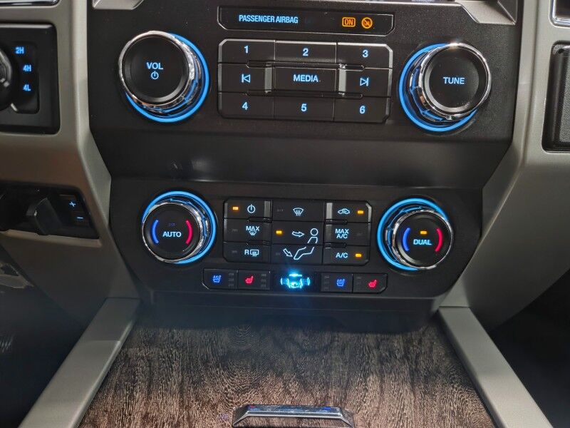 2019 Ford Super Duty F-250 Lariat 6.7L Diesel FX4 4WD GPS Camera FREE WARRANTY Arlington TX