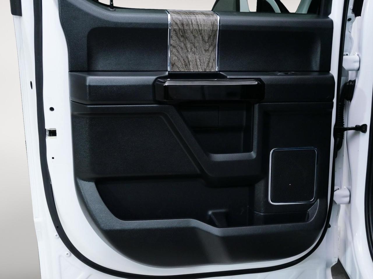 2019 Ford Super Duty F-250 Lariat Black Widow 6.7L Power Stroke 4x4 Mansfield TX