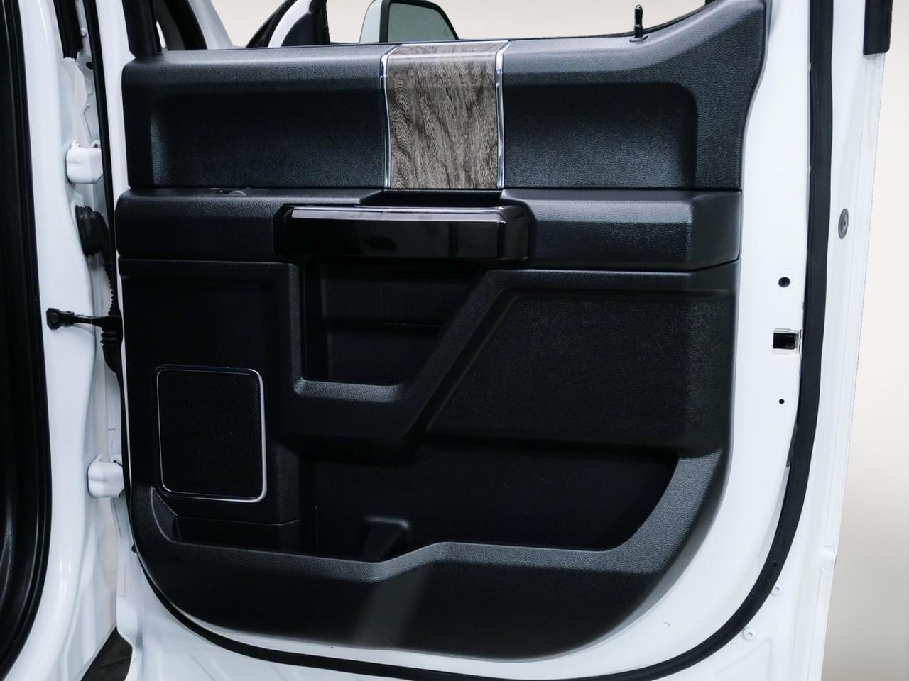 2019 Ford Super Duty F-250 Lariat Black Widow 6.7L Power Stroke 4x4 Mansfield TX