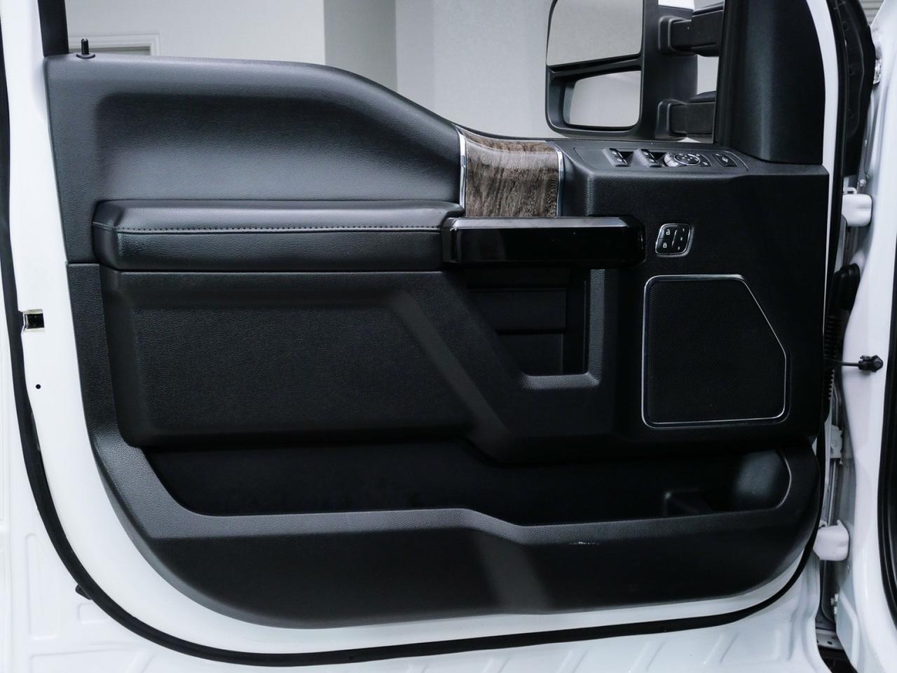 2019 Ford Super Duty F-250 Lariat Black Widow 6.7L Power Stroke Diesel 4x4 Mansfield TX