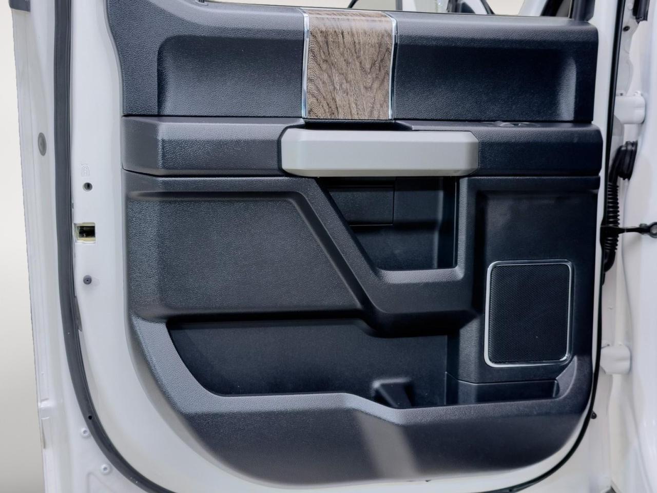 2019 Ford Super Duty F-250 Lariat FX4 6.7L Power Stroke 4x4 Mansfield TX