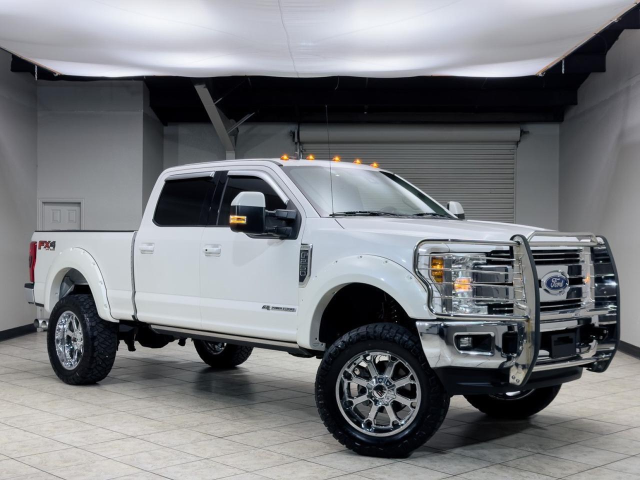 2019 Ford Super Duty F-250 Lariat FX4 6.7L Power Stroke Diesel