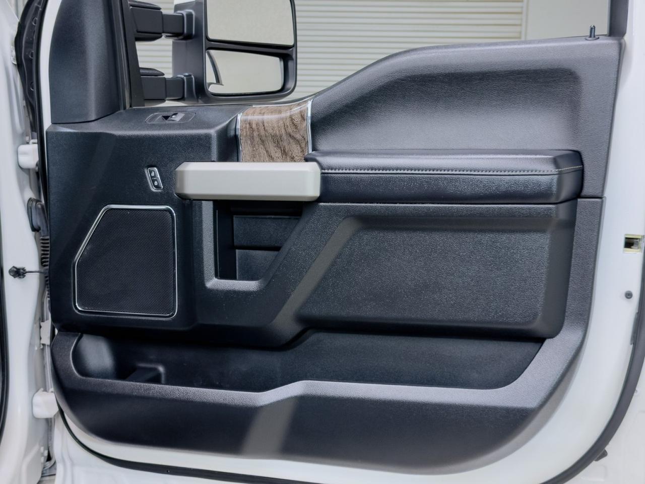 2019 Ford Super Duty F-250 Lariat FX4 6.7L Power Stroke Diesel Mansfield TX