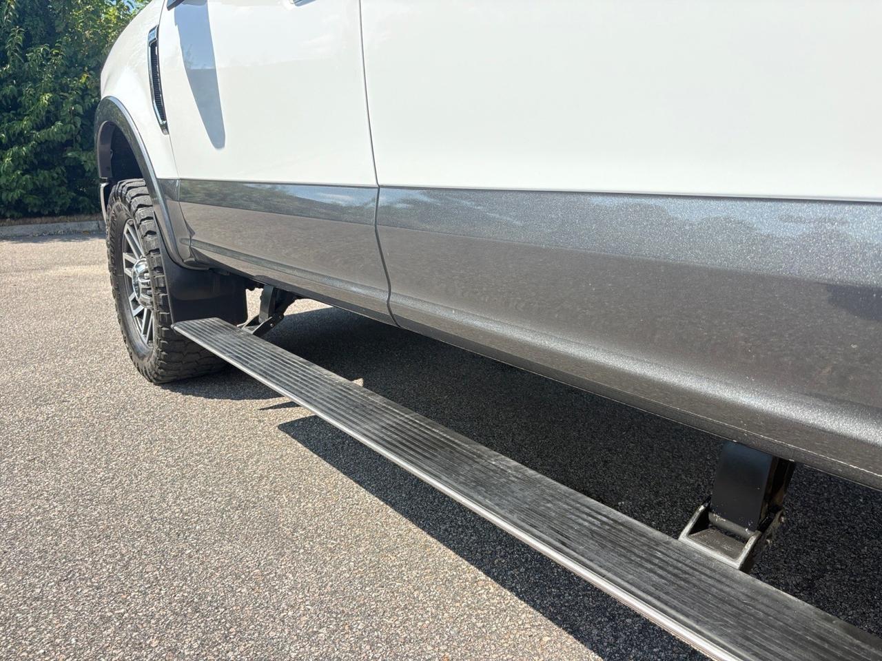 2019 Ford Super Duty F-250 SRW LARIAT, NEW 35 INCH TIRES, POWER RUNNING BOARDS, TOW PACKAGE, BACKUP CAMERA, PANORAMIC MOONROOF, BLIND SPOT ALERT, HEATED & VENTILATED SEATS, REAR POWER SLIDING WINDOW, ONLY 1 OWNER, CLEAN CERTIFIED CARFAX, RIDE THE RODE IN THIS F-250! Virginia Beach VA