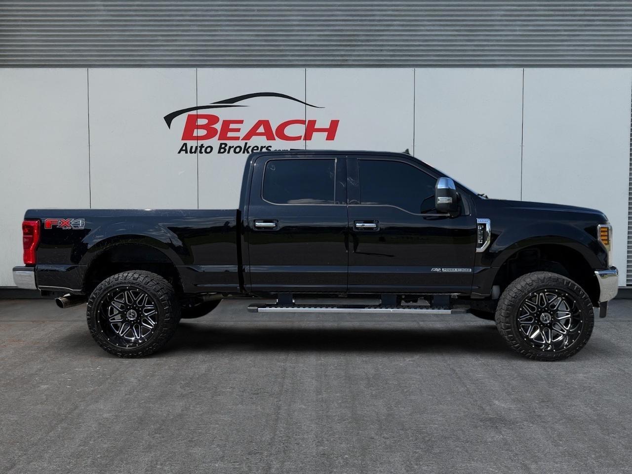 2019 Ford Super Duty F-250 SRW LARIAT, POWER MOONROOF TWIN PANEL, POWER SLIDING REAR WINDOW W/ DEFROSTER, HEATED AND POWERED MIRRORS, BACKUP CAMERA, TOW HOOKS, UNIVERSAL GARAGE DOOR OPENER, NAVIGATION, TAILGATE STEP, REMOTE KEYLESS ENTRY, SIRIUS XM, WIFI, COME AND CHECK OUT THIS G Norfolk VA
