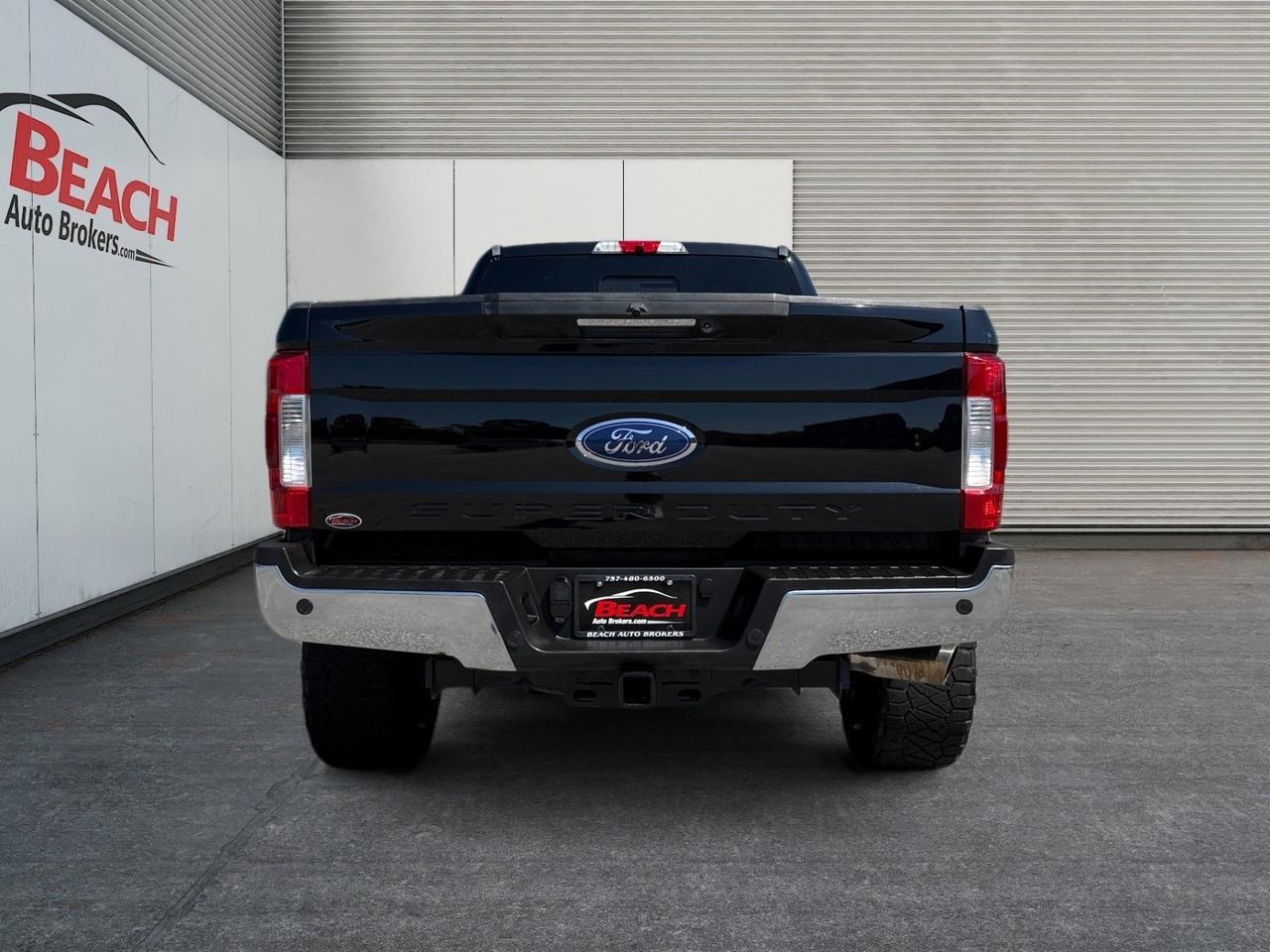 2019 Ford Super Duty F-250 SRW LARIAT, POWER MOONROOF TWIN PANEL, POWER SLIDING REAR WINDOW W/ DEFROSTER, HEATED AND POWERED MIRRORS, BACKUP CAMERA, TOW HOOKS, UNIVERSAL GARAGE DOOR OPENER, NAVIGATION, TAILGATE STEP, REMOTE KEYLESS ENTRY, SIRIUS XM, WIFI, COME AND CHECK OUT THIS G Norfolk VA