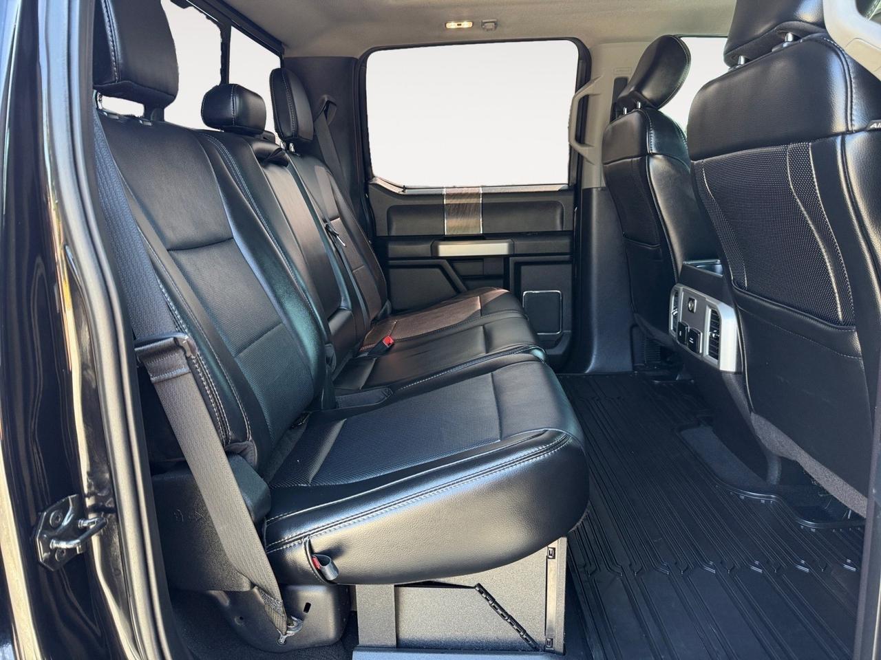 2019 Ford Super Duty F-250 SRW LARIAT, POWER MOONROOF TWIN PANEL, POWER SLIDING REAR WINDOW W/ DEFROSTER, HEATED AND POWERED MIRRORS, BACKUP CAMERA, TOW HOOKS, UNIVERSAL GARAGE DOOR OPENER, NAVIGATION, TAILGATE STEP, REMOTE KEYLESS ENTRY, SIRIUS XM, WIFI, COME AND CHECK OUT THIS G Norfolk VA