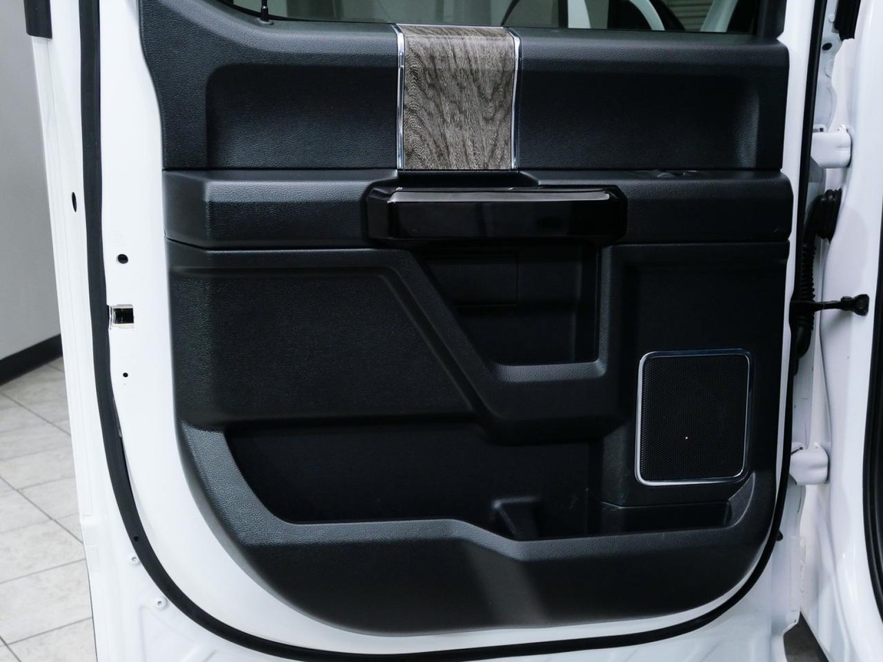 2019 Ford Super Duty F-250 SRW Lariat Black Widow 6.7L Power Stroke Diesel 4x4 Mansfield TX