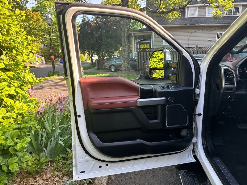 2019 Ford Super Duty F-250 SRW Platinum Crew Cab 4WD w/ Platinum Ultimate Package Arlington VA