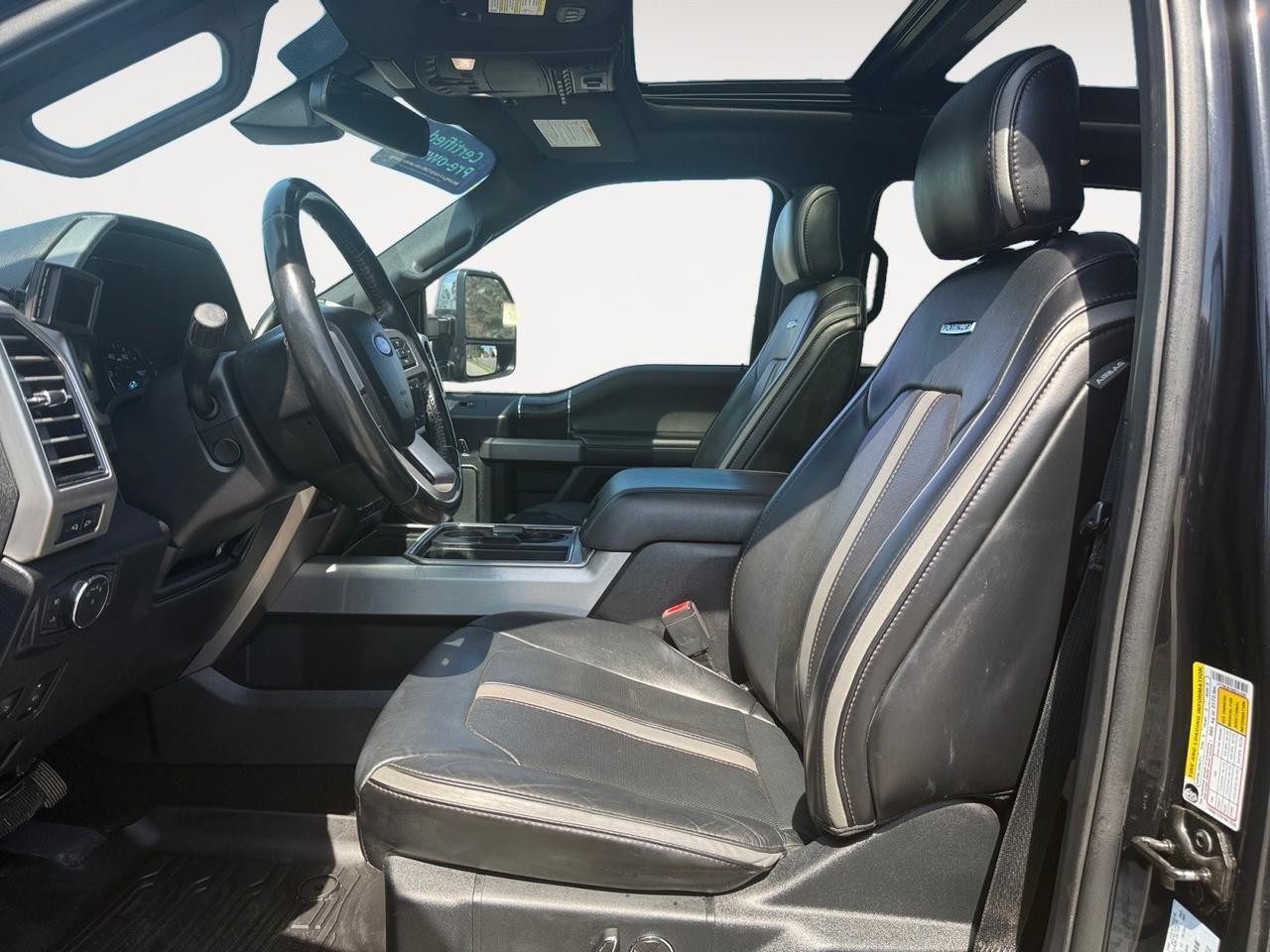 2019 Ford Super Duty F-250 SRW Platinum, HEATED/VENTILATED SEATS, HEATED REAR SEATS, MOONROOF, POWER FOLDING MIRRORS, B&O SPEAKERS, POWER RUNNING BOARDS, POWER SLIDING REAR WINDOW, REMOTE START, ALL WEATHER FLOOR MATS, ONLY 1 OWNER!