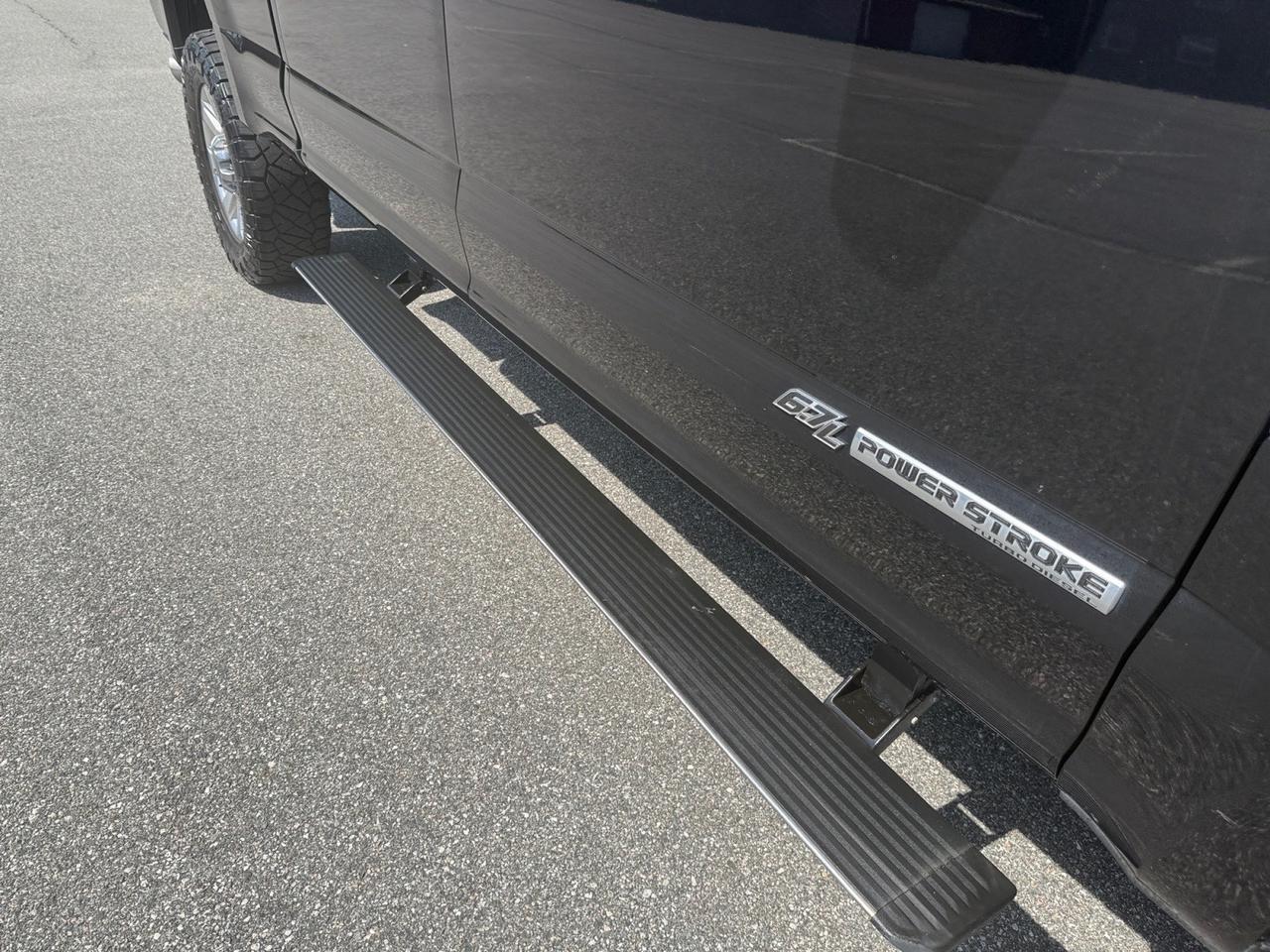 2019 Ford Super Duty F-250 SRW Platinum, HEATED/VENTILATED SEATS, HEATED REAR SEATS, MOONROOF, POWER FOLDING MIRRORS, B&O SPEAKERS, POWER RUNNING BOARDS, POWER SLIDING REAR WINDOW, REMOTE START, ALL WEATHER FLOOR MATS, ONLY 1 OWNER! Norfolk VA