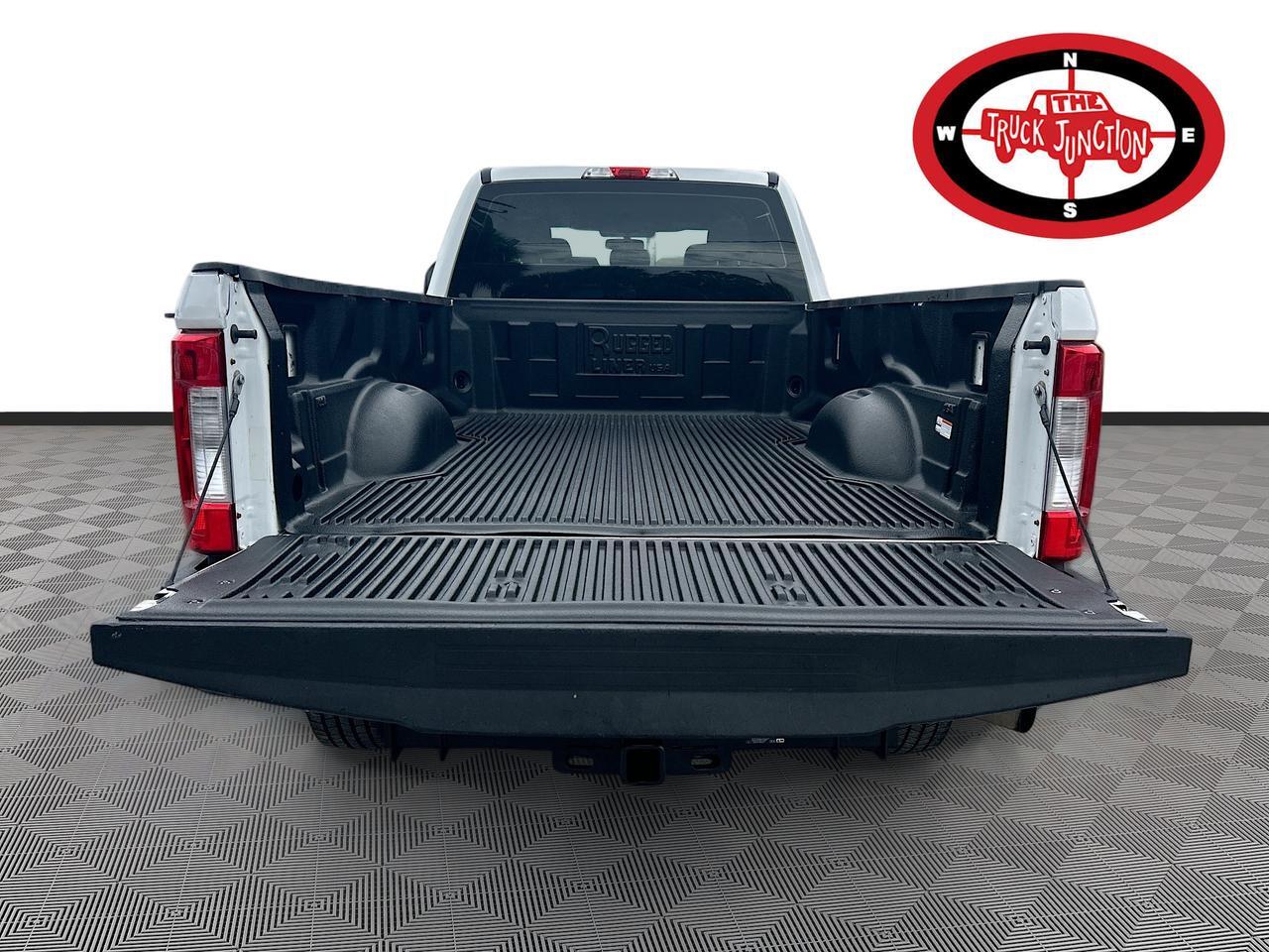 2019 Ford Super Duty F-250 SRW XL 4WD Crew Cab 8 Box Venice FL